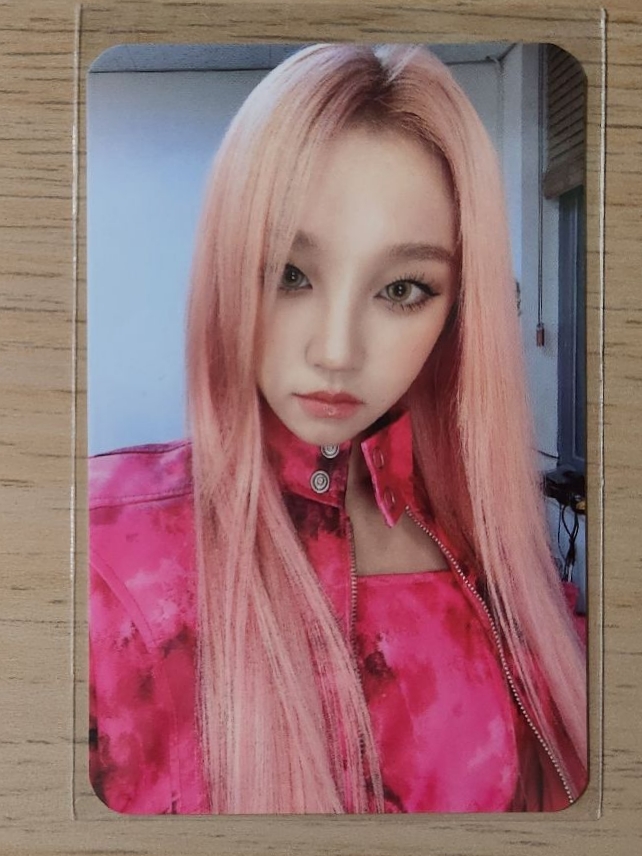 I NEVER DIE DMC雨琦特典卡 粉髮琦