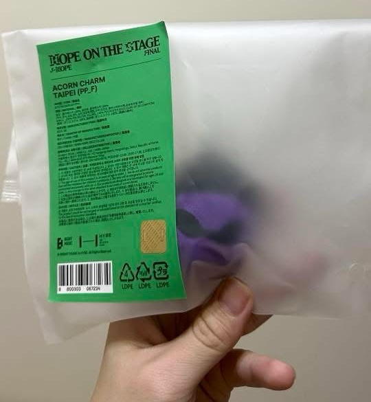 全新 台北場橡果