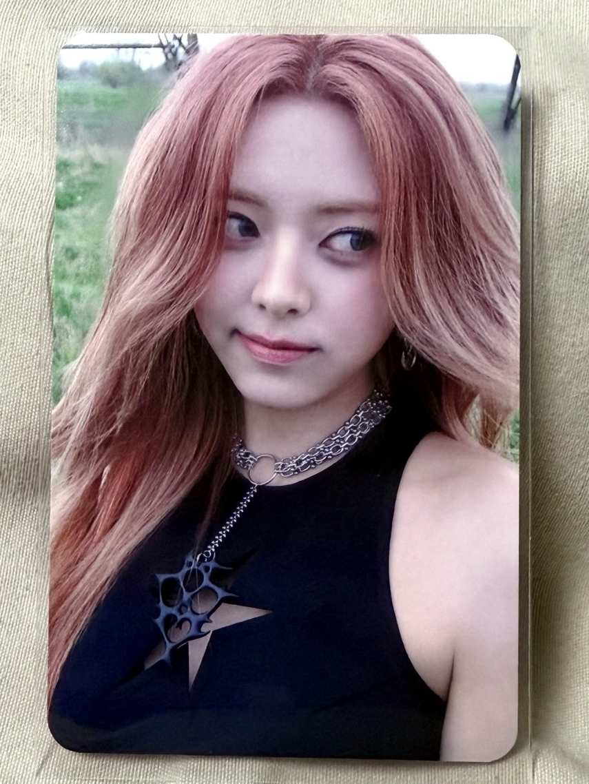 ITZY GWBG MS 花絮卡 Yuna