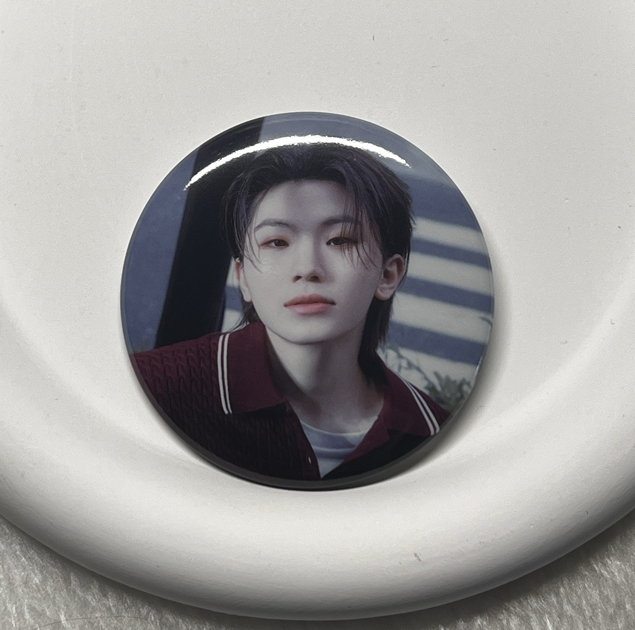 Woozi消費期限徽章