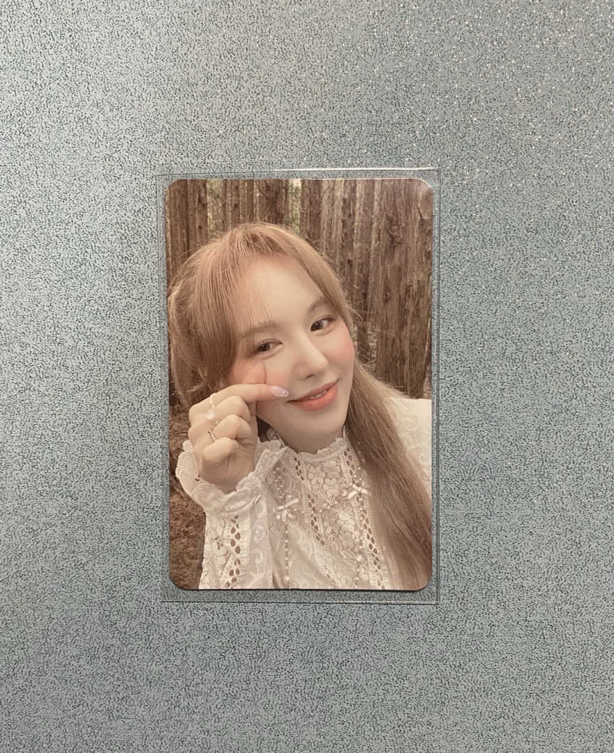 Red Velvet Wendy Solo1.0 Like Water Case版 專輯小卡 手指愛心