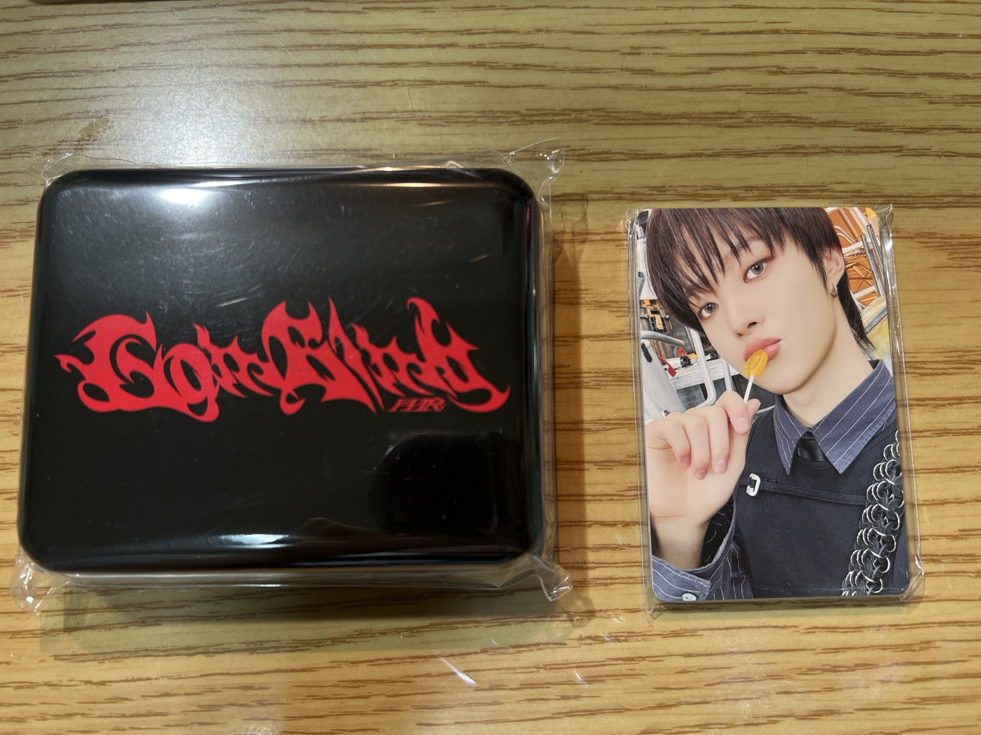 月狼棒棒糖特典一套+鐵盒