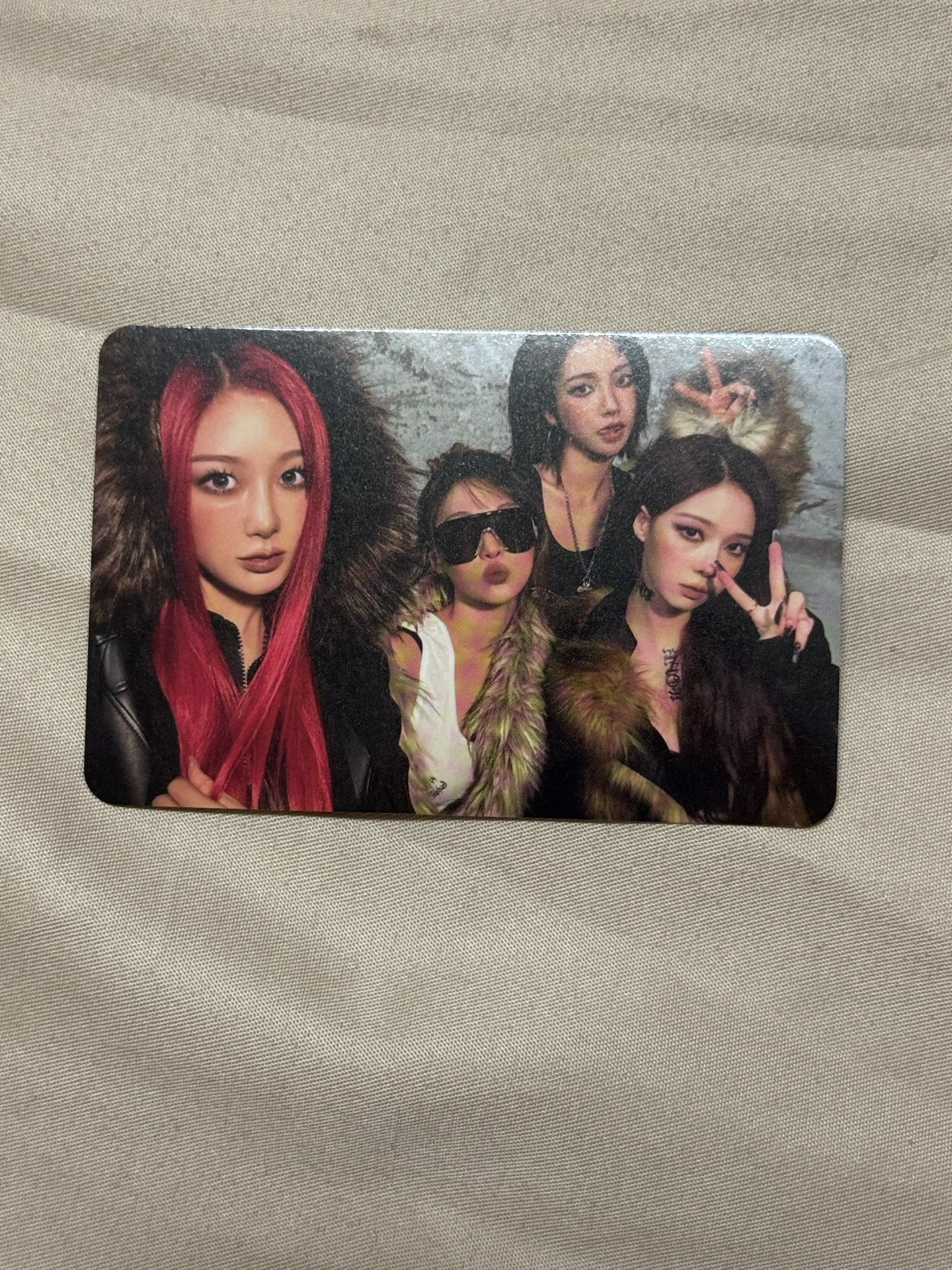 Dirty work戒指專團卡