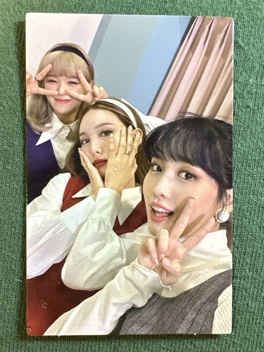 Twice Eyes wide open 三人卡 Mo娜定 