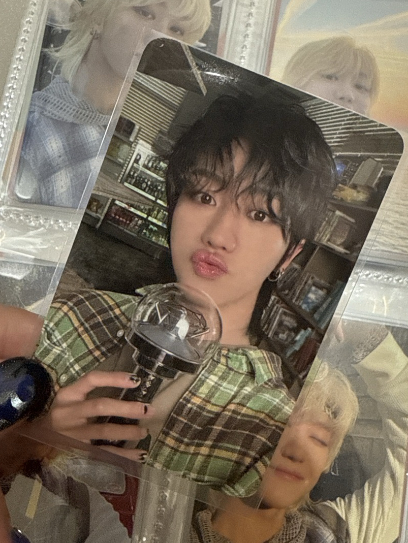 THE 8 Follow 克拉粽