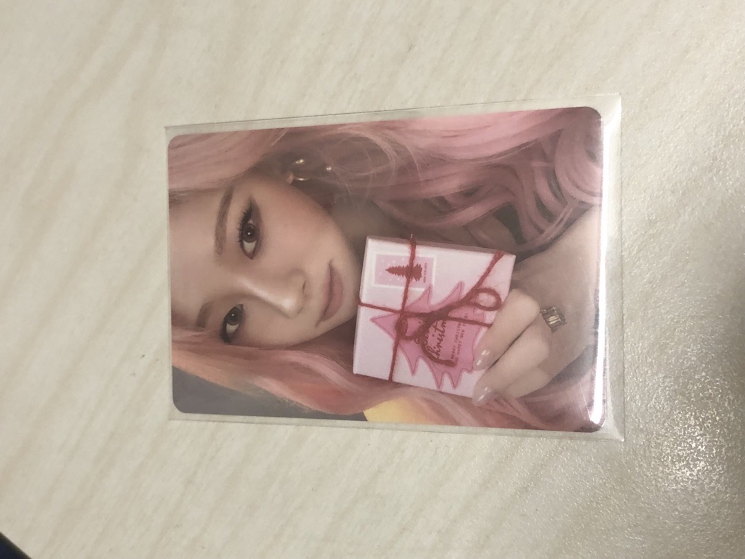 aespa Giselle 聖誕卡