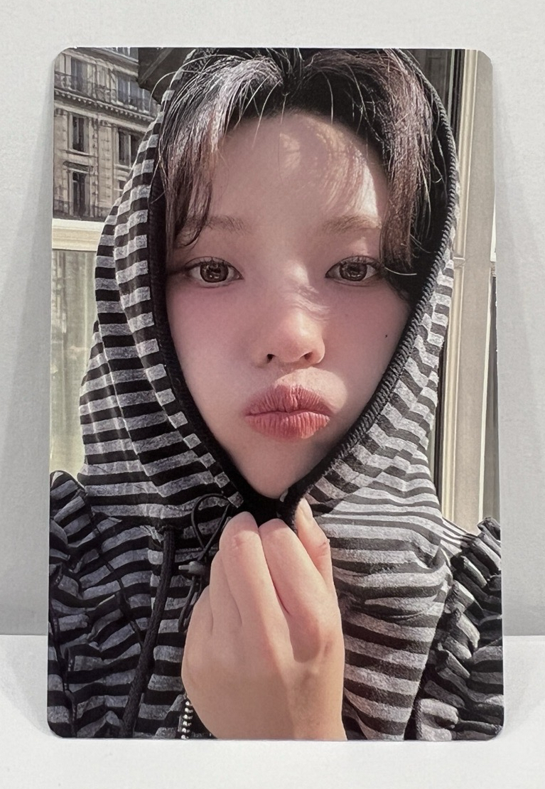 We are 專輯卡 we ver.  專卡-小娟