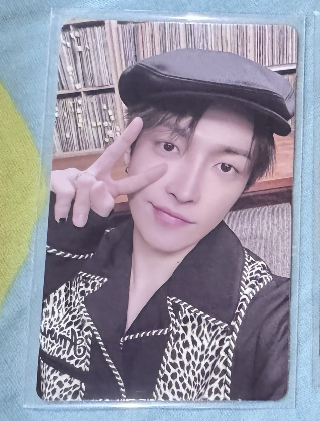 ⭐️B榜雜誌二販KQ特典