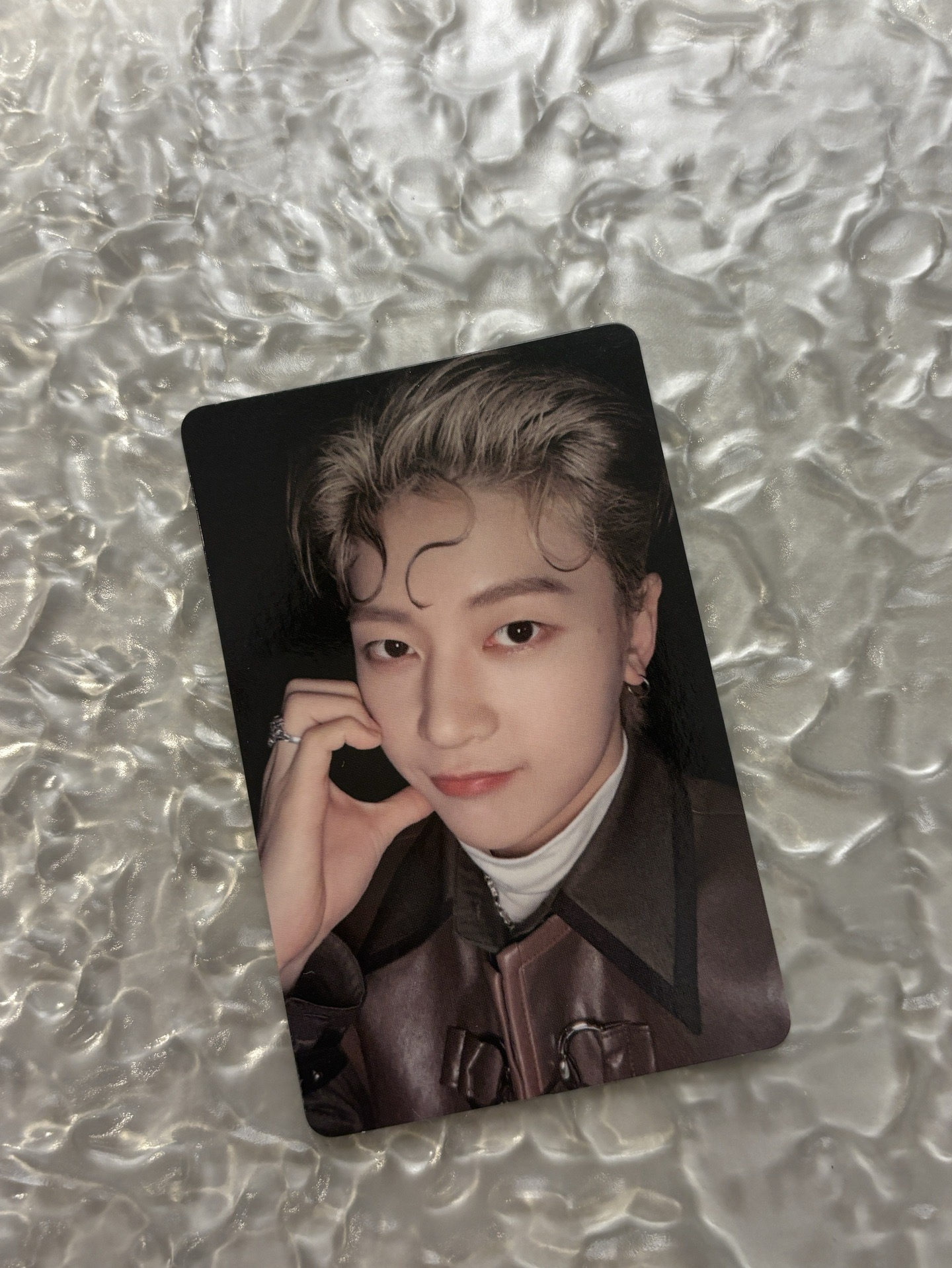 雄修一個比心🫰🏻一個比耶✌🏻