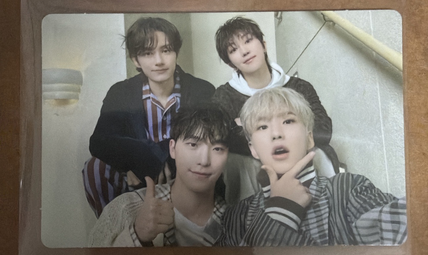 表演隊 24’克拉島 卡包卡（可當綁）