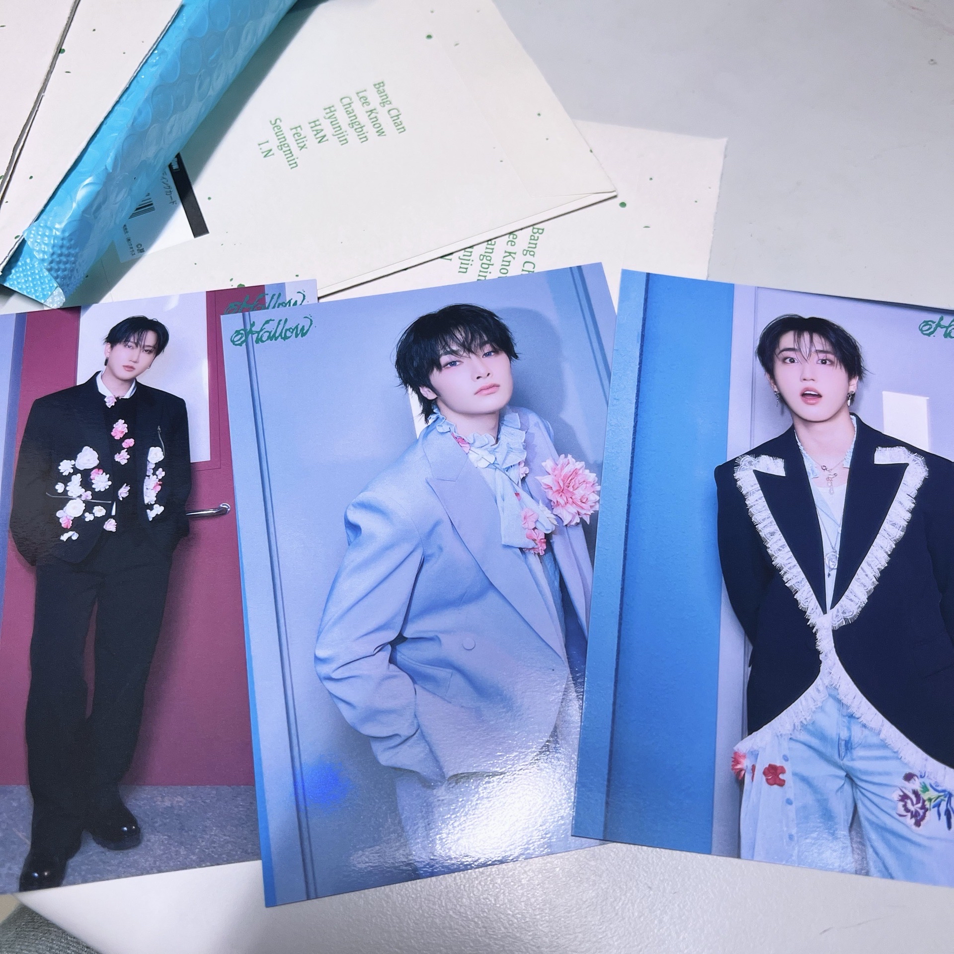 HOLLOW 明信片大卡