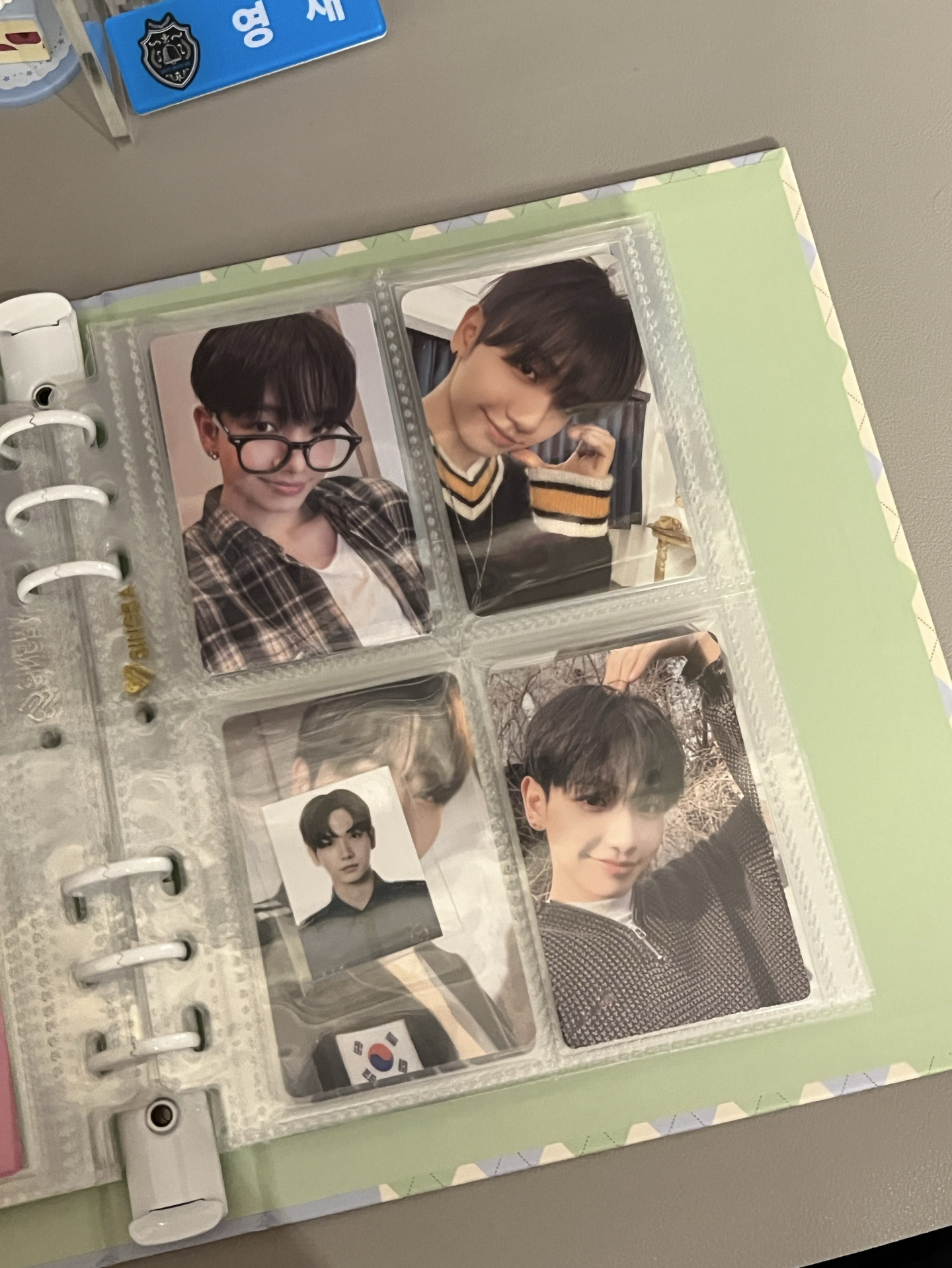 明宰炫（生日卡.黑框眼鏡wvs最後出）