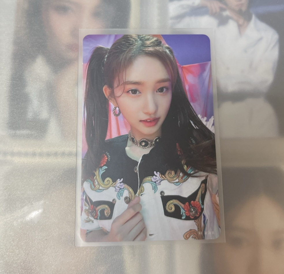 ELEVEN JP 專輯卡 V ver.          ELEVEN JP 專輯卡 I ver.