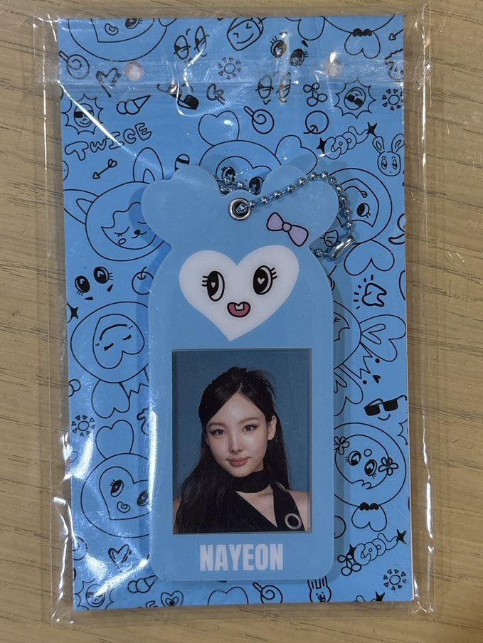 娜璉六巡鑰匙圈吊飾