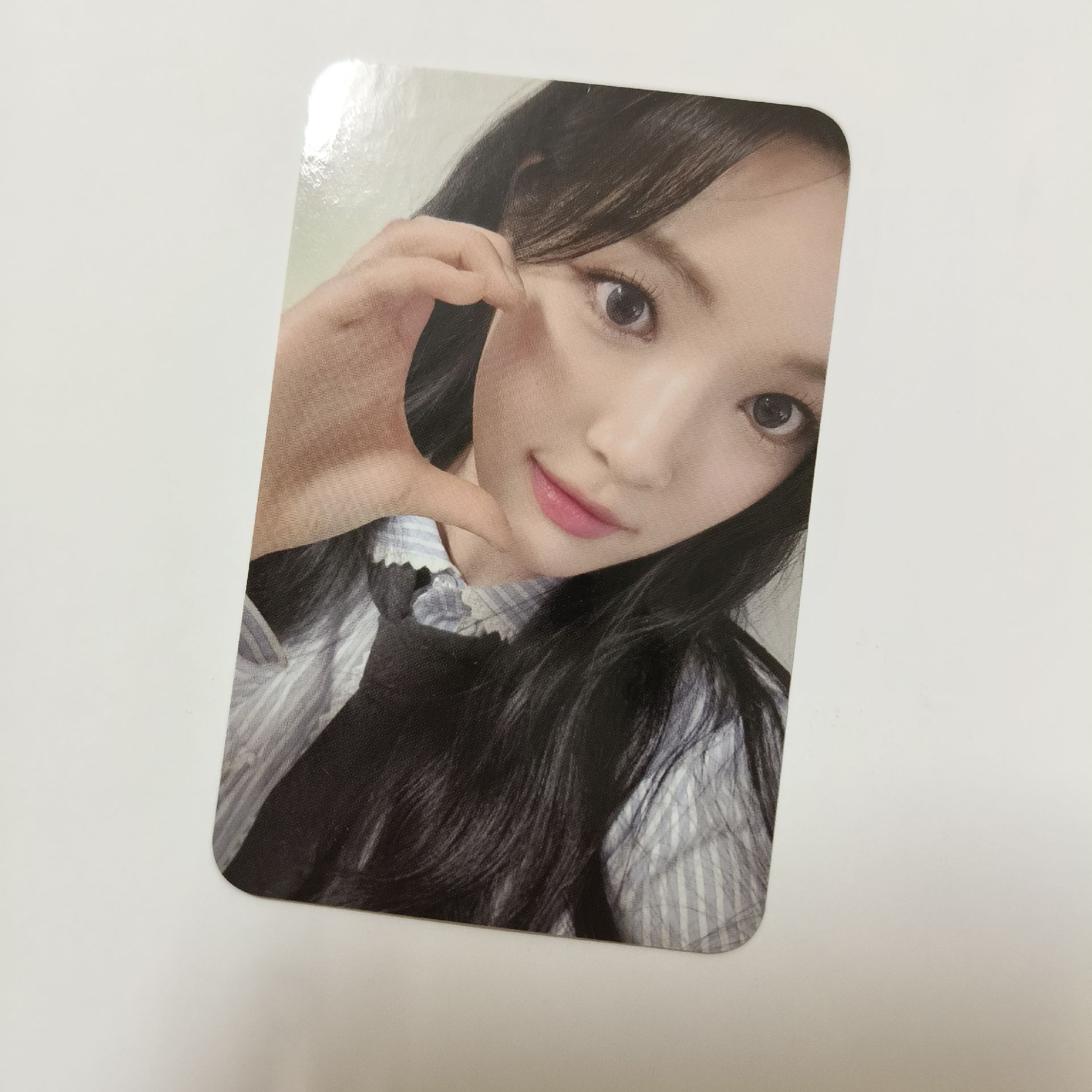 Hearts2hearts YUHA yes24直播卡
