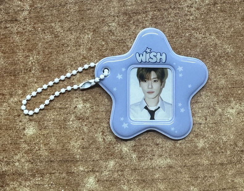 School of wish村巡證件照 Sion