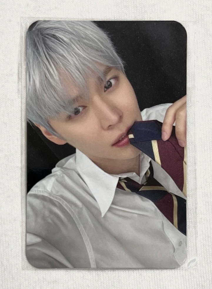 Riize 宋恩奭 日會卡 咬領帶