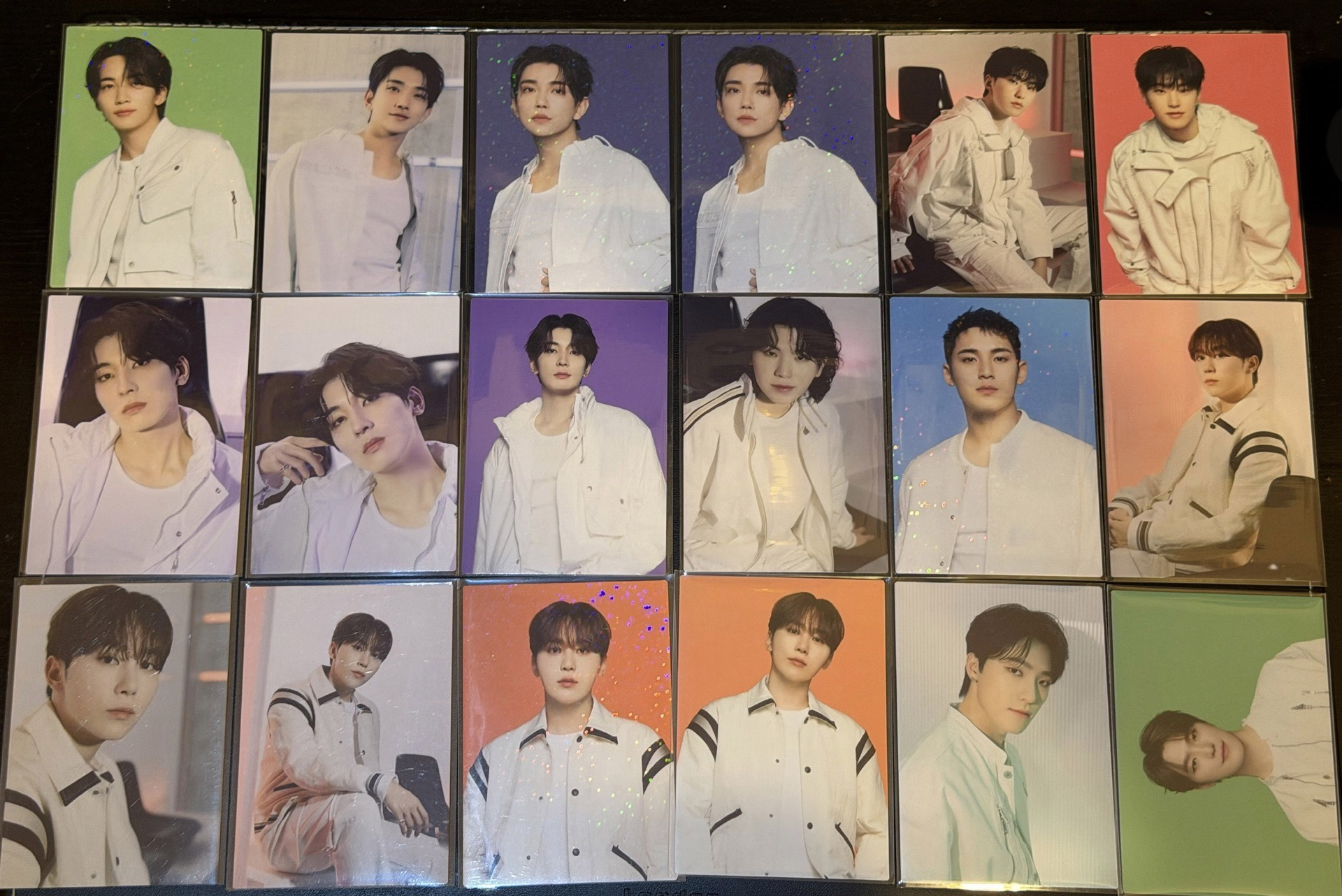 FOLLOW AGAIN 隨機卡