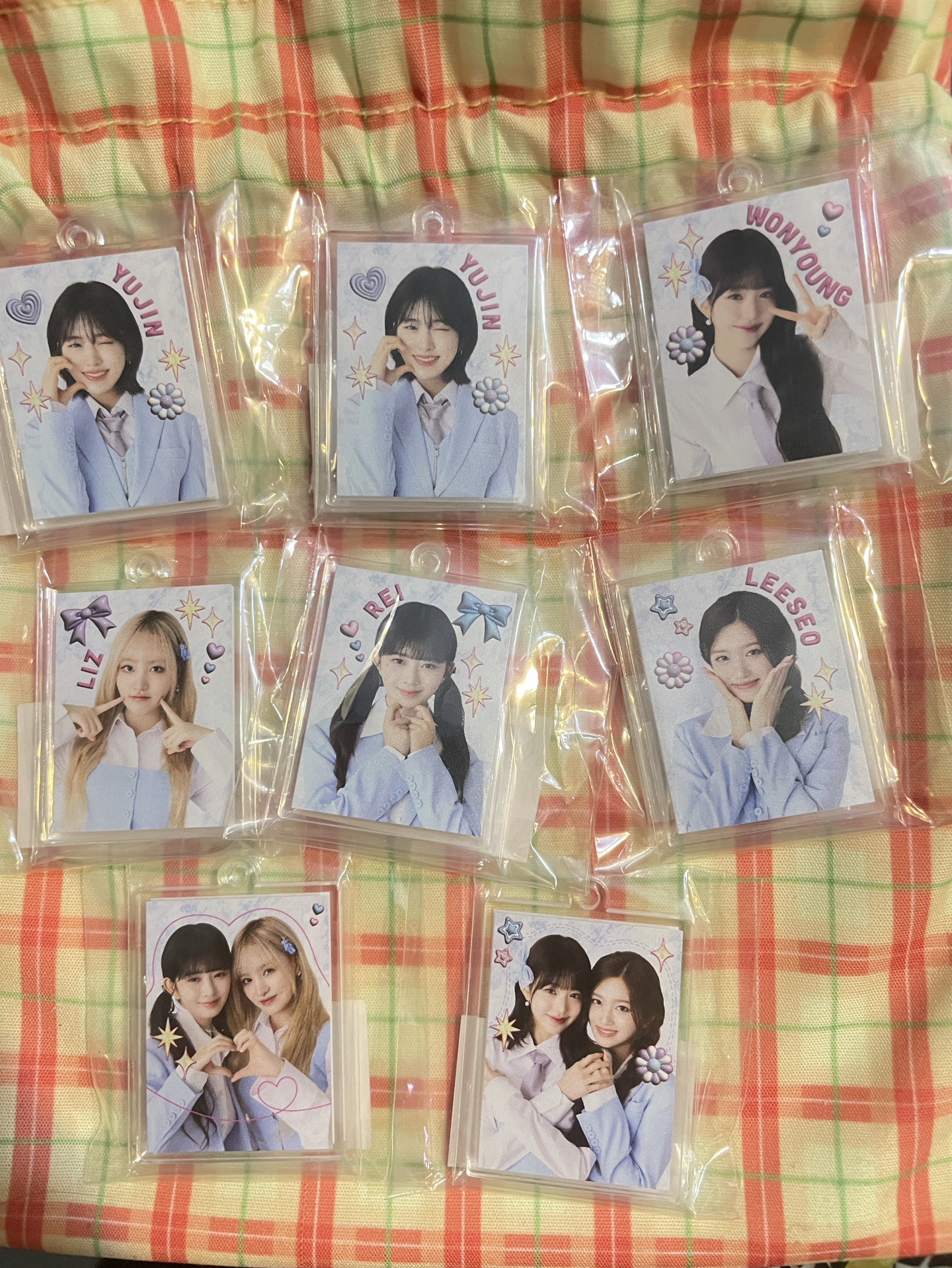 ive 吊飾 rei Liz 俞真 員瑛 秋天 李瑞