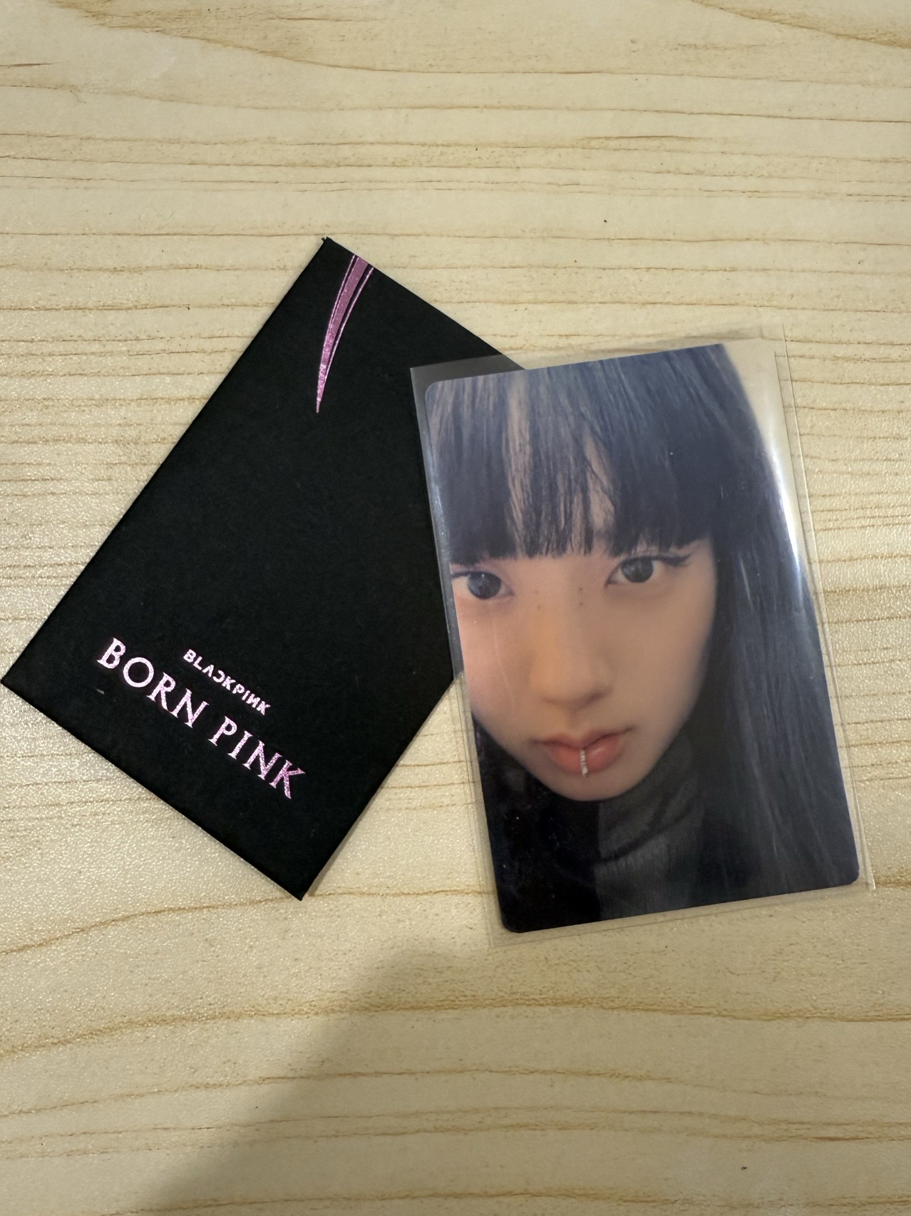 BORNPINK YG特典 唇釘秀