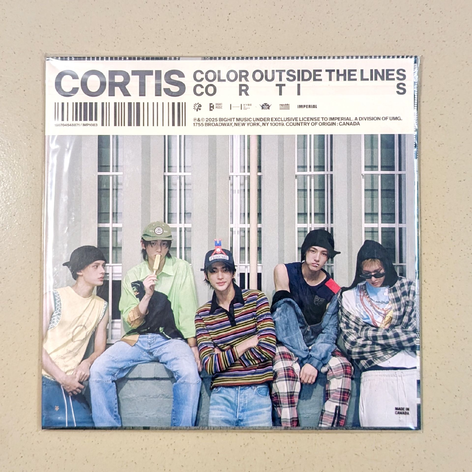 1st EP 黑膠空專 本體