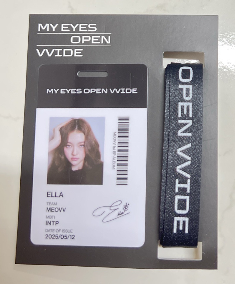 MEOVV 台北快閃店識別證（無小卡無sooin ）
