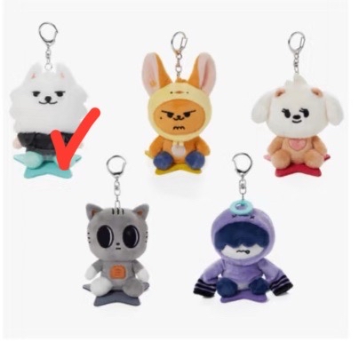 崔勇猛原皮坐姿