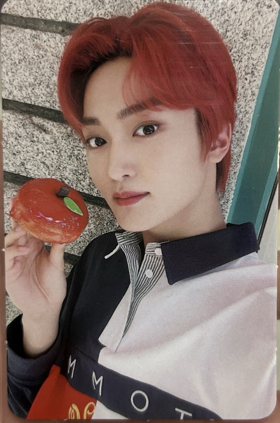 蘋果的台語是捧各 日語是令狗