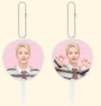 Holiday 榮小扇 / HOSHI