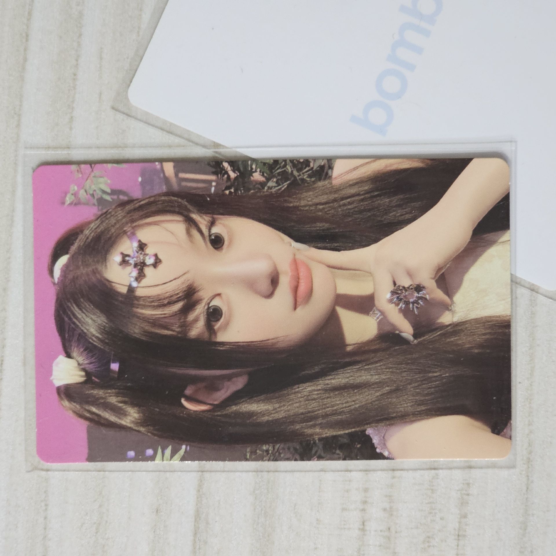 bomb 1（專卡幾乎都有壓痕，無法接受請勿下單）