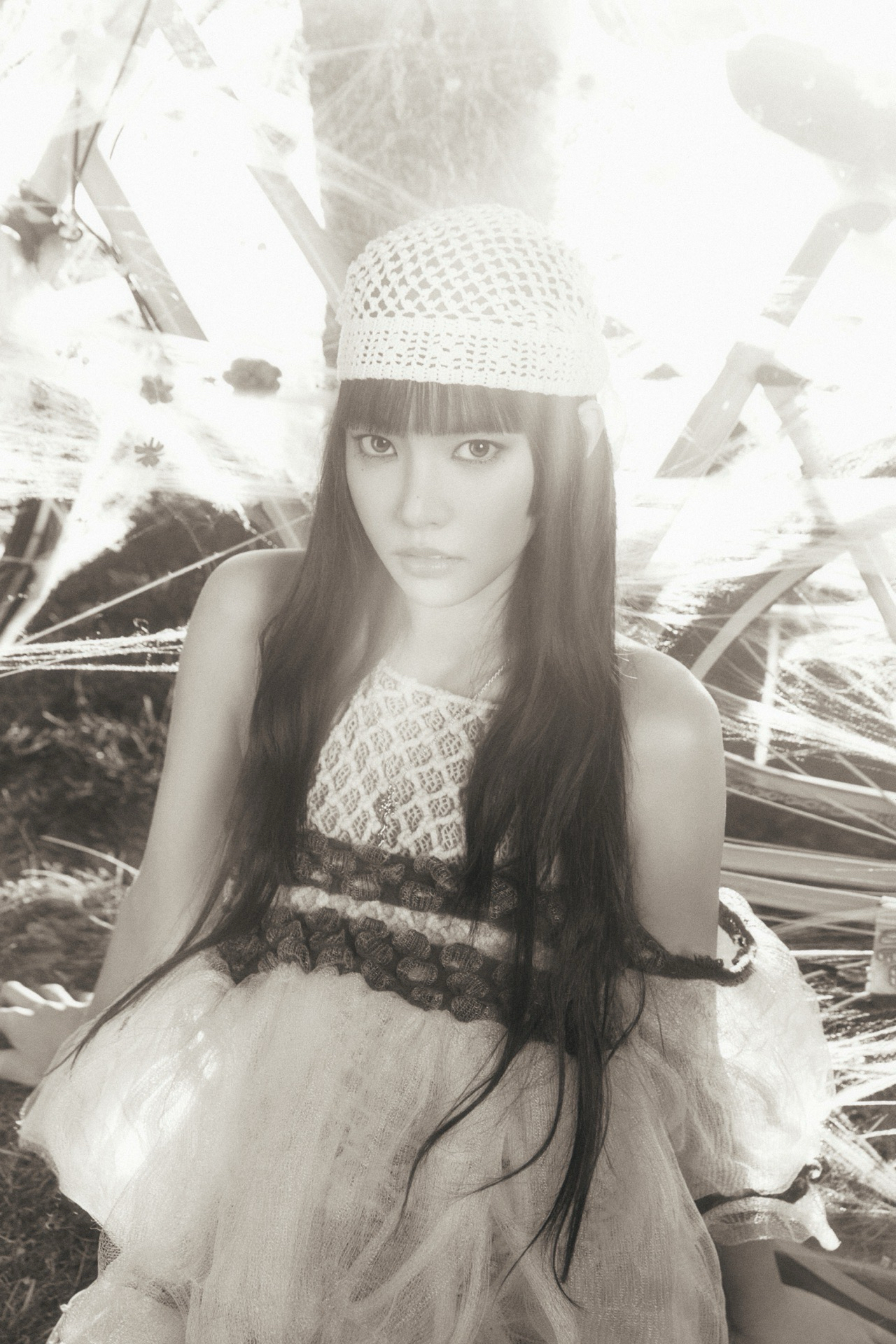 ILLIT 迷三專卡Yunah 冷臉玧