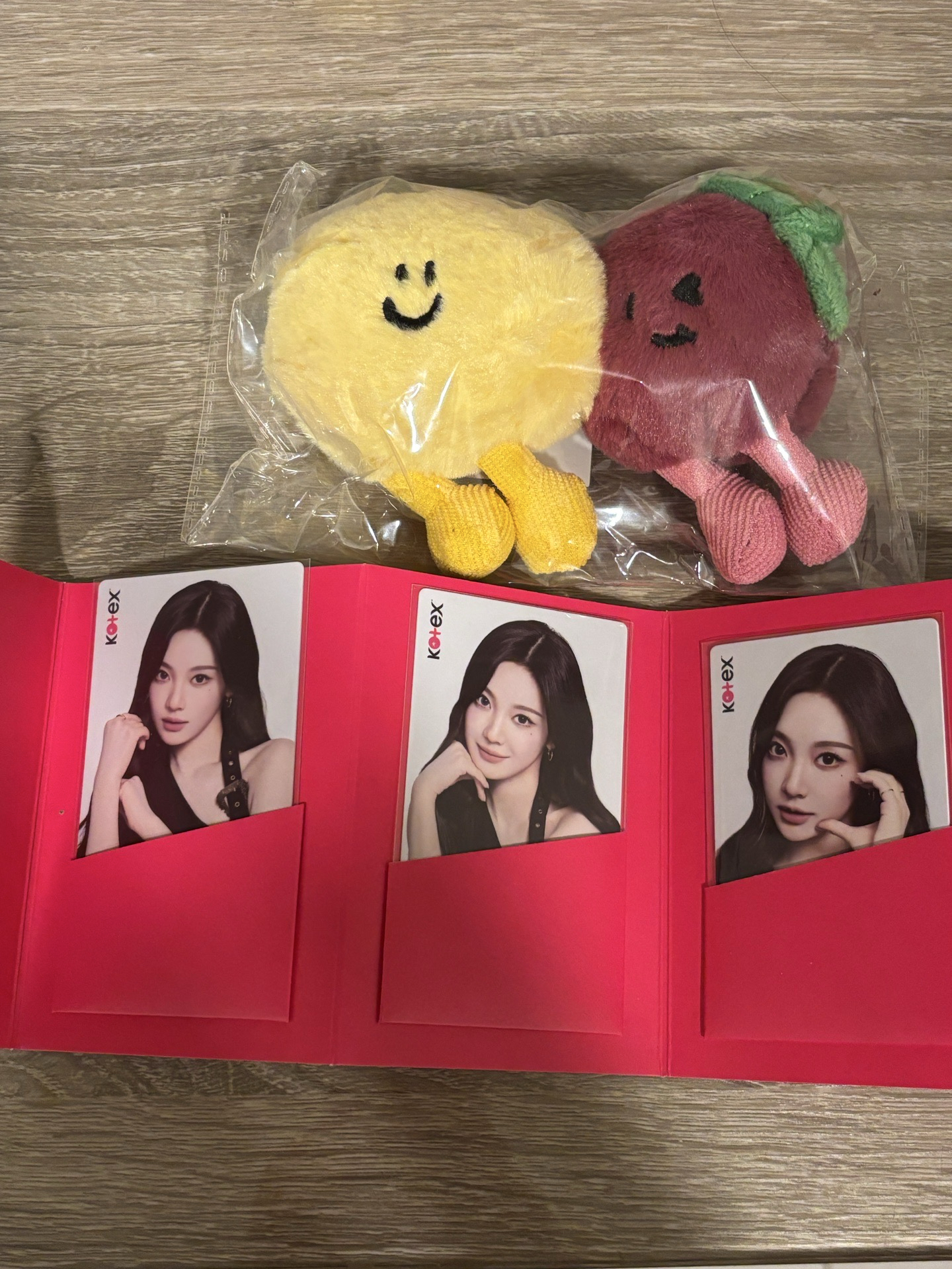 寧寧kotex代言卡+娃娃