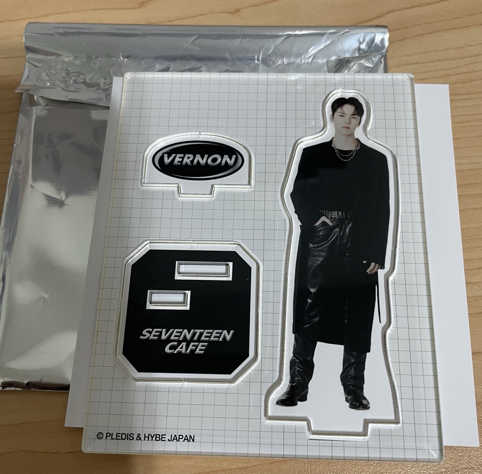 23年 咖啡廳 VERNON立牌