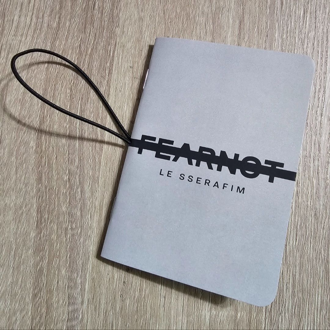 LE SSERAFIM 二期 會員禮 小卡