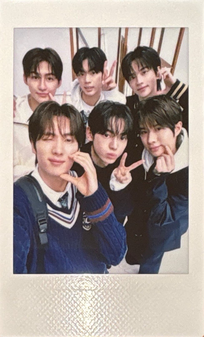 TWS 申惟 道勳 英宰 韓振 志薫 炅潣 小卡 團卡 日巡 拍立得