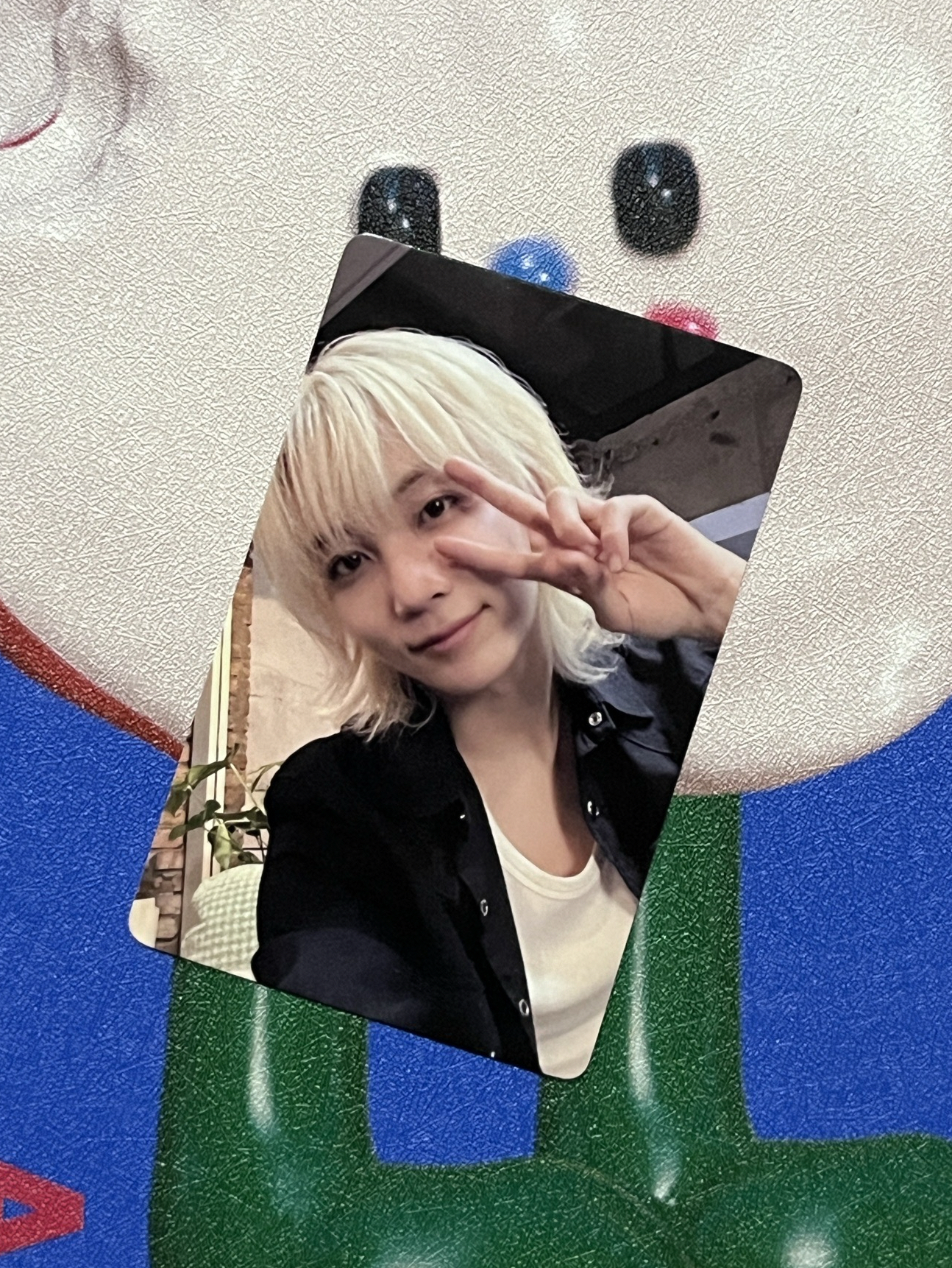 尹淨漢金髮的神