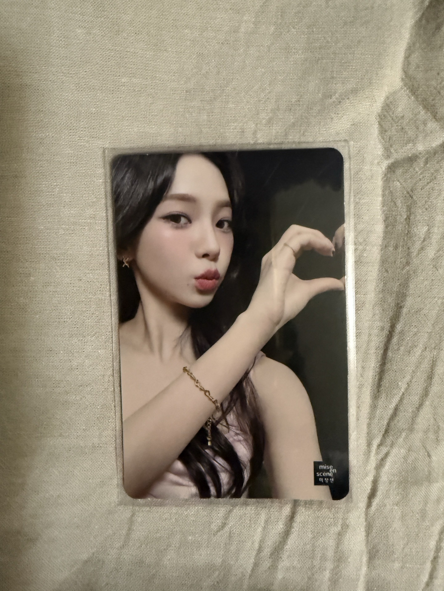 魅尚萱代言髮油卡柚