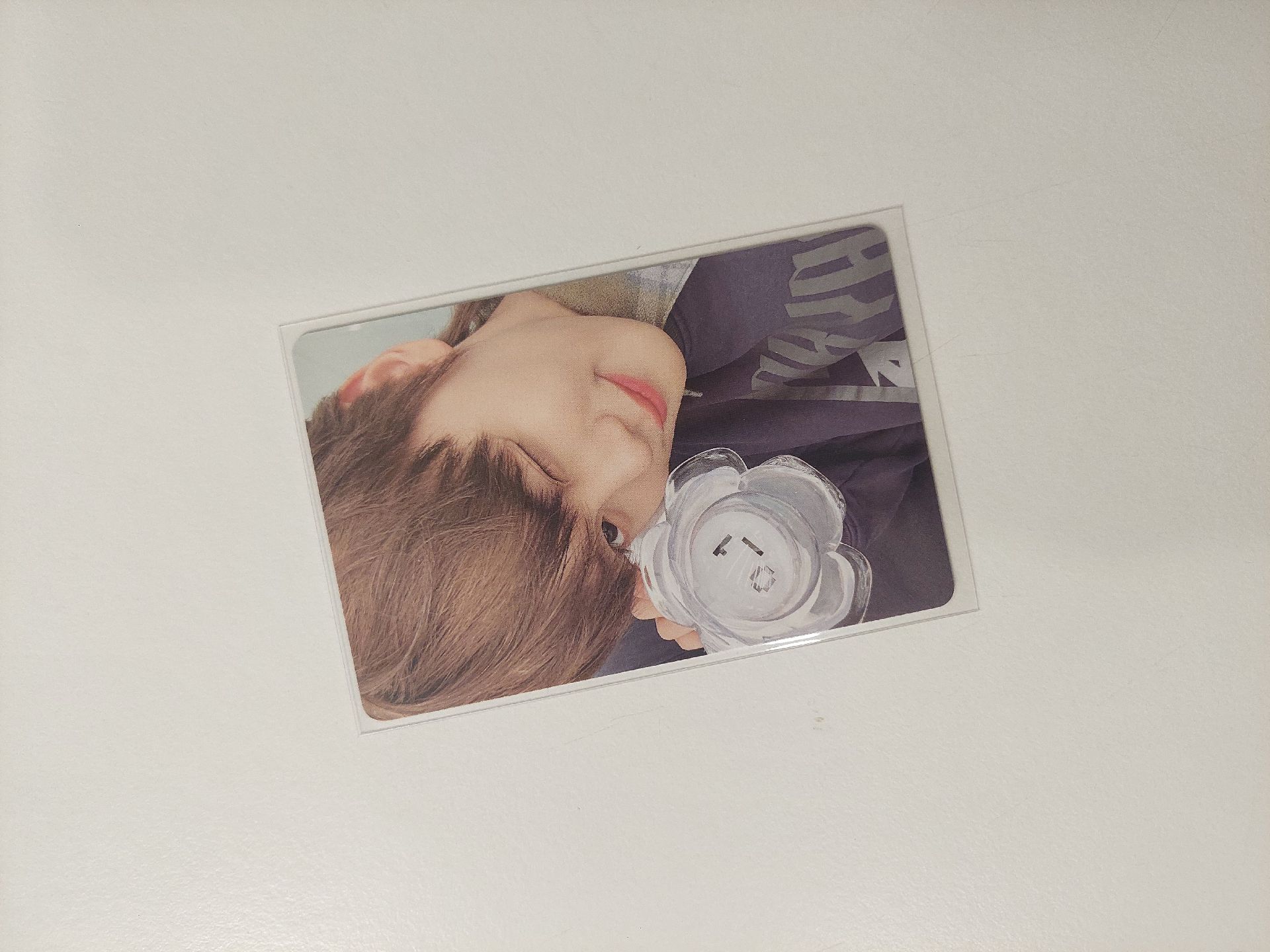 zb1 金奎彬 手燈卡