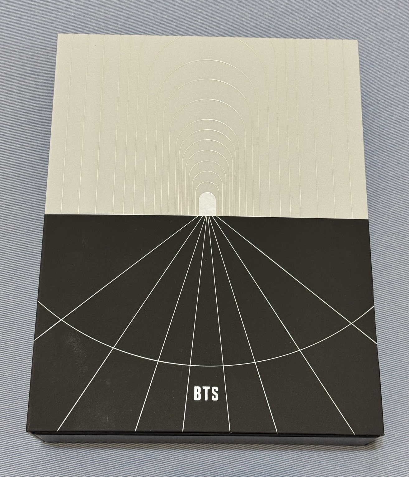 MOTS概念書 寫真集set (無小卡）