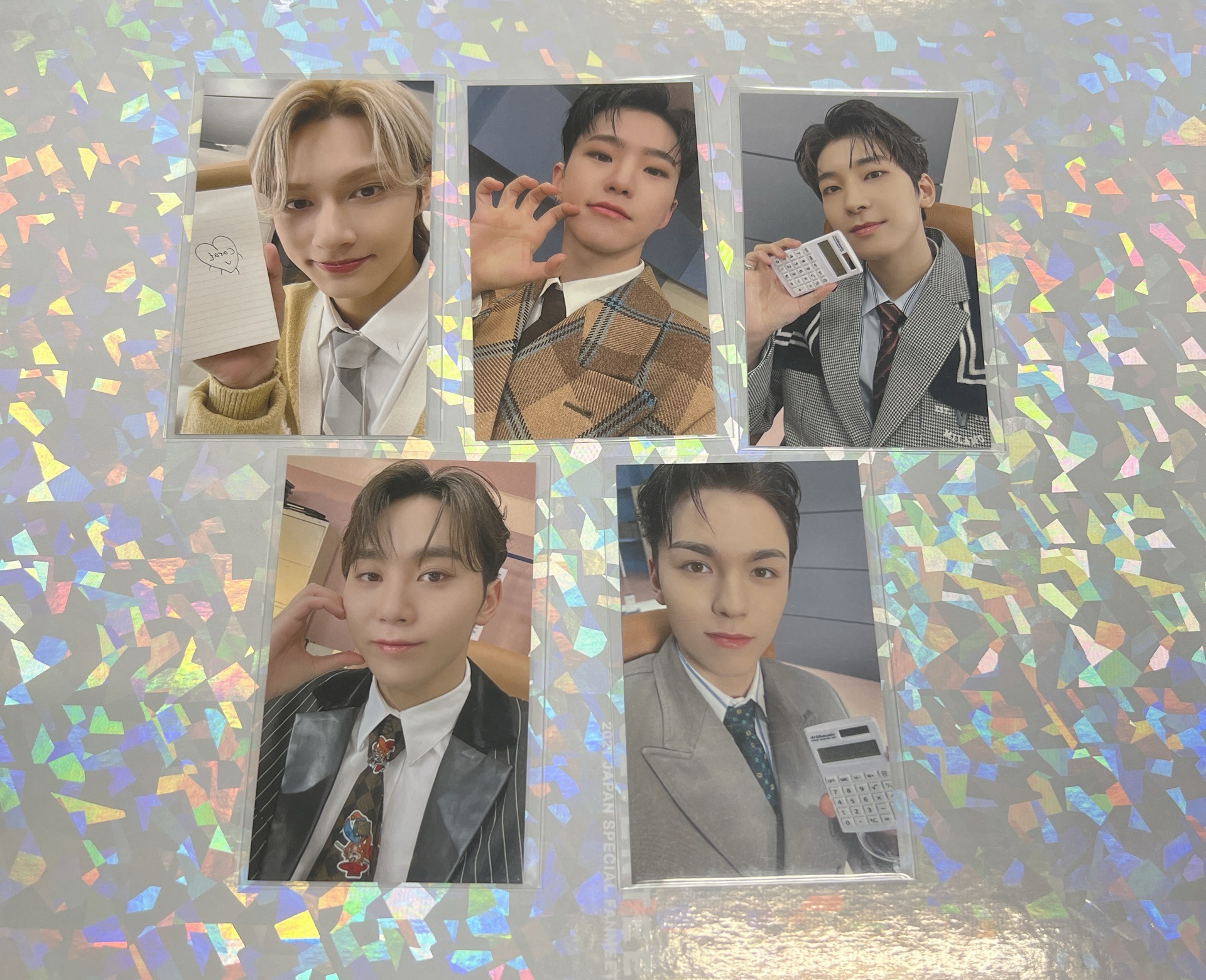 MINI10 環球 CARAT ver 特典卡 