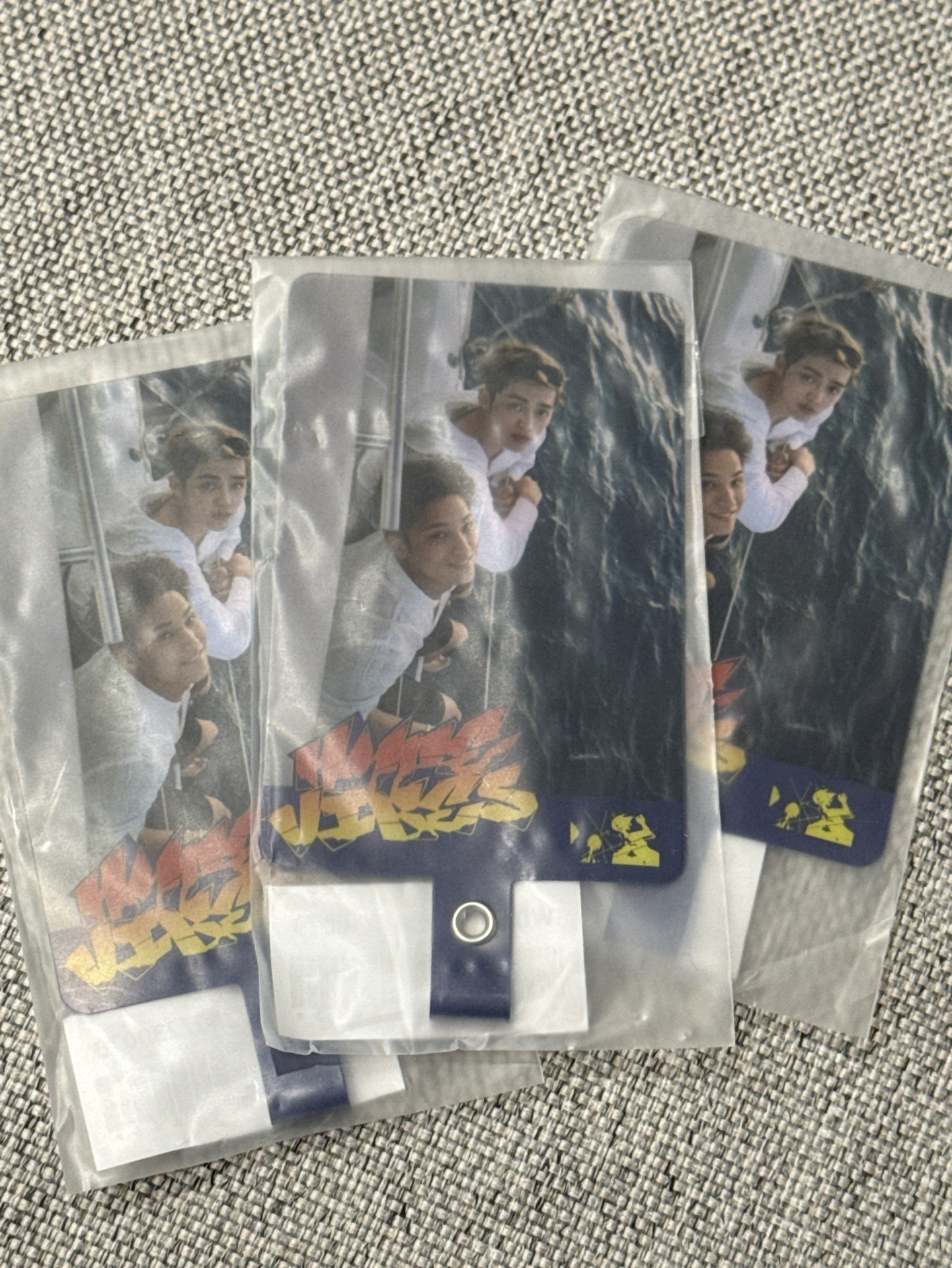 CxM WVS JP限定特典 手機掛繩貼