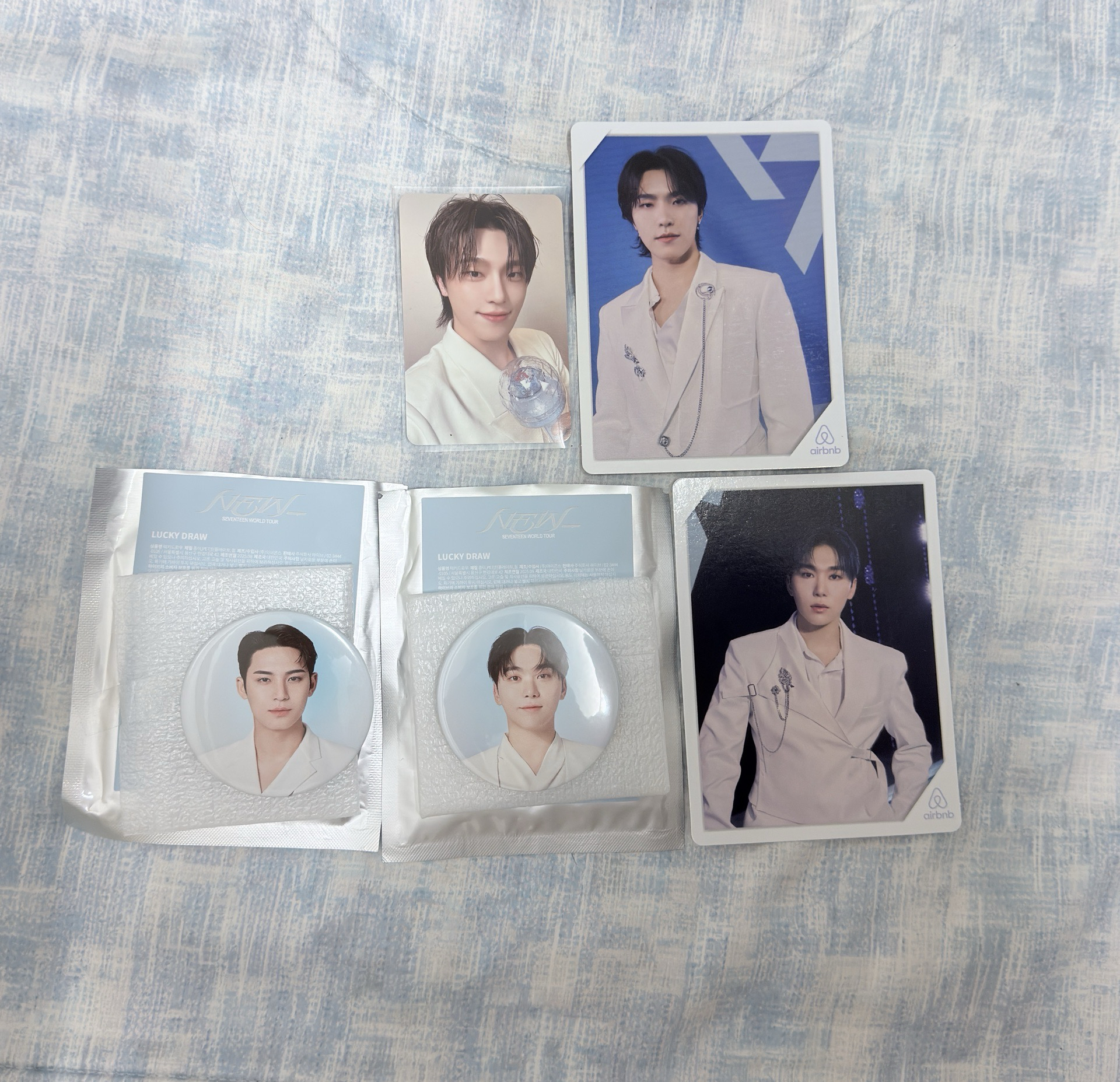 Seventeen 新巡週邊組合