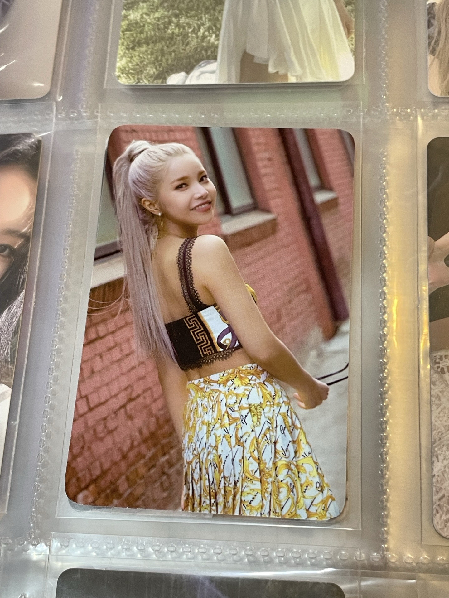 Mamamoo 頌樂spit it out 衣服特典