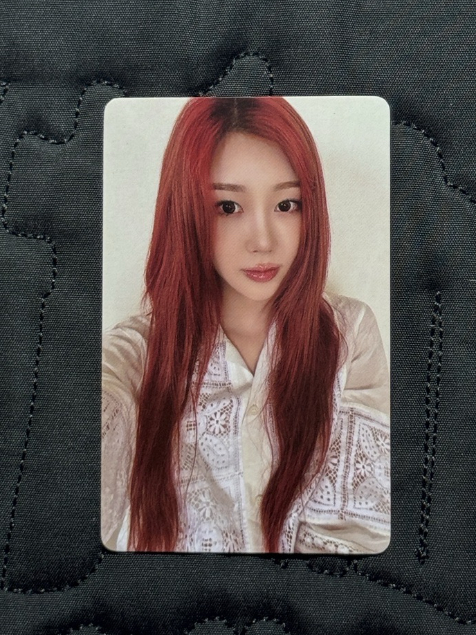 Giselle 女友BELLA+ 雜誌小卡 愛你不分季節