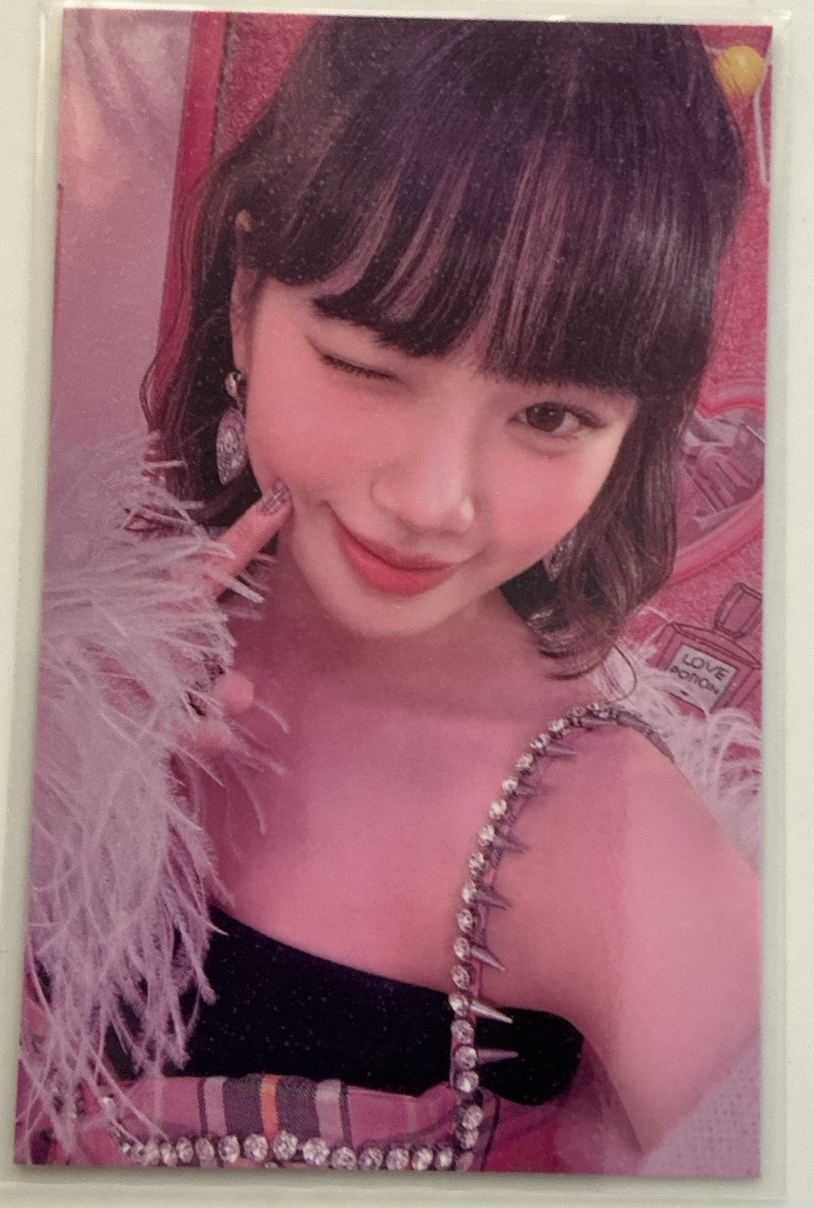 LE SSERAFIM Fearless JP 日咖幸運卡 Chaewon 采源