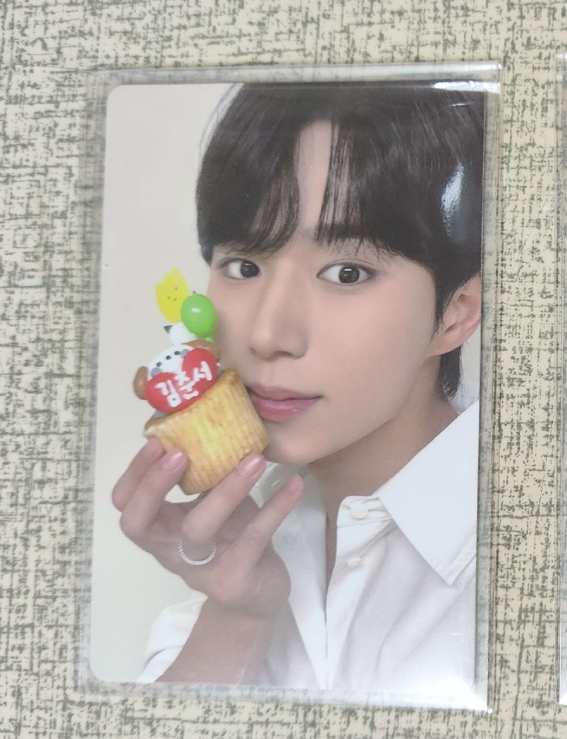 俊抒首爾場展覽卡（有打投紀錄可議價）