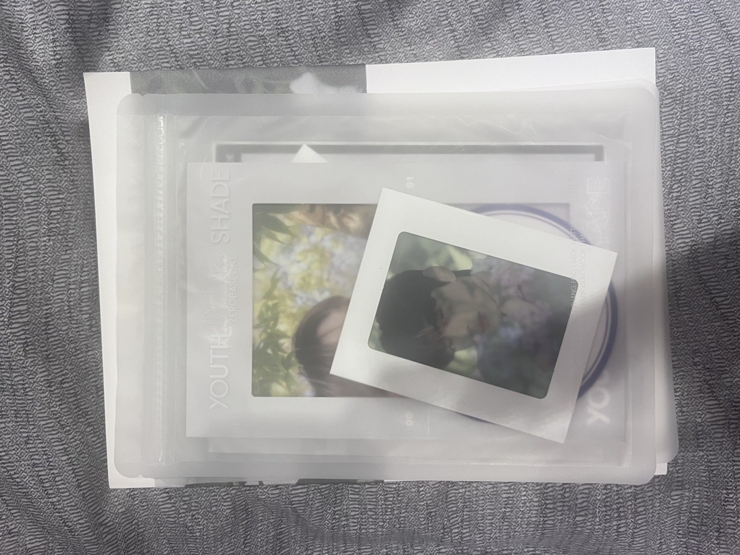 youth in the shade白版空專