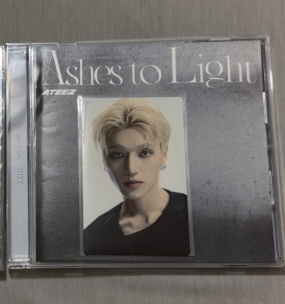 通常盤 專輯含榮卡