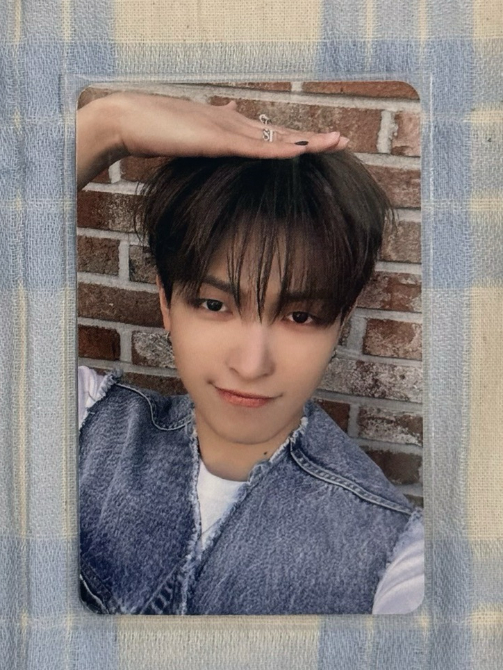 金弘中｜摸摸頭