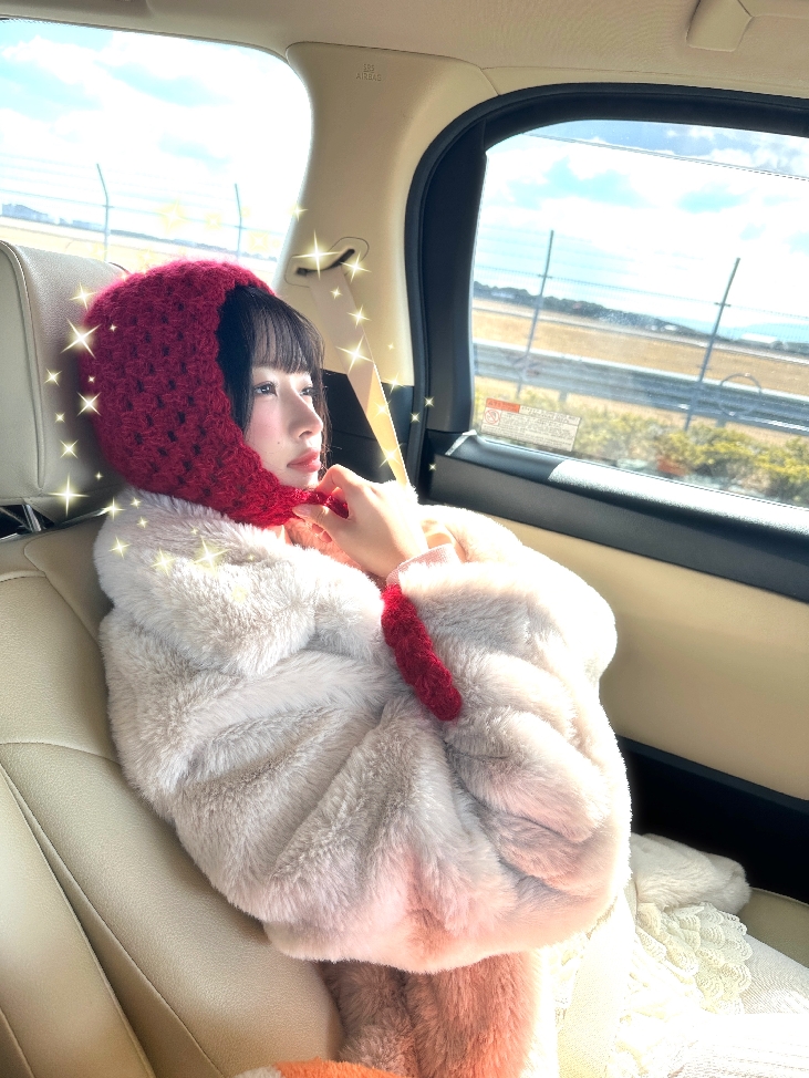 直井怜頰肉